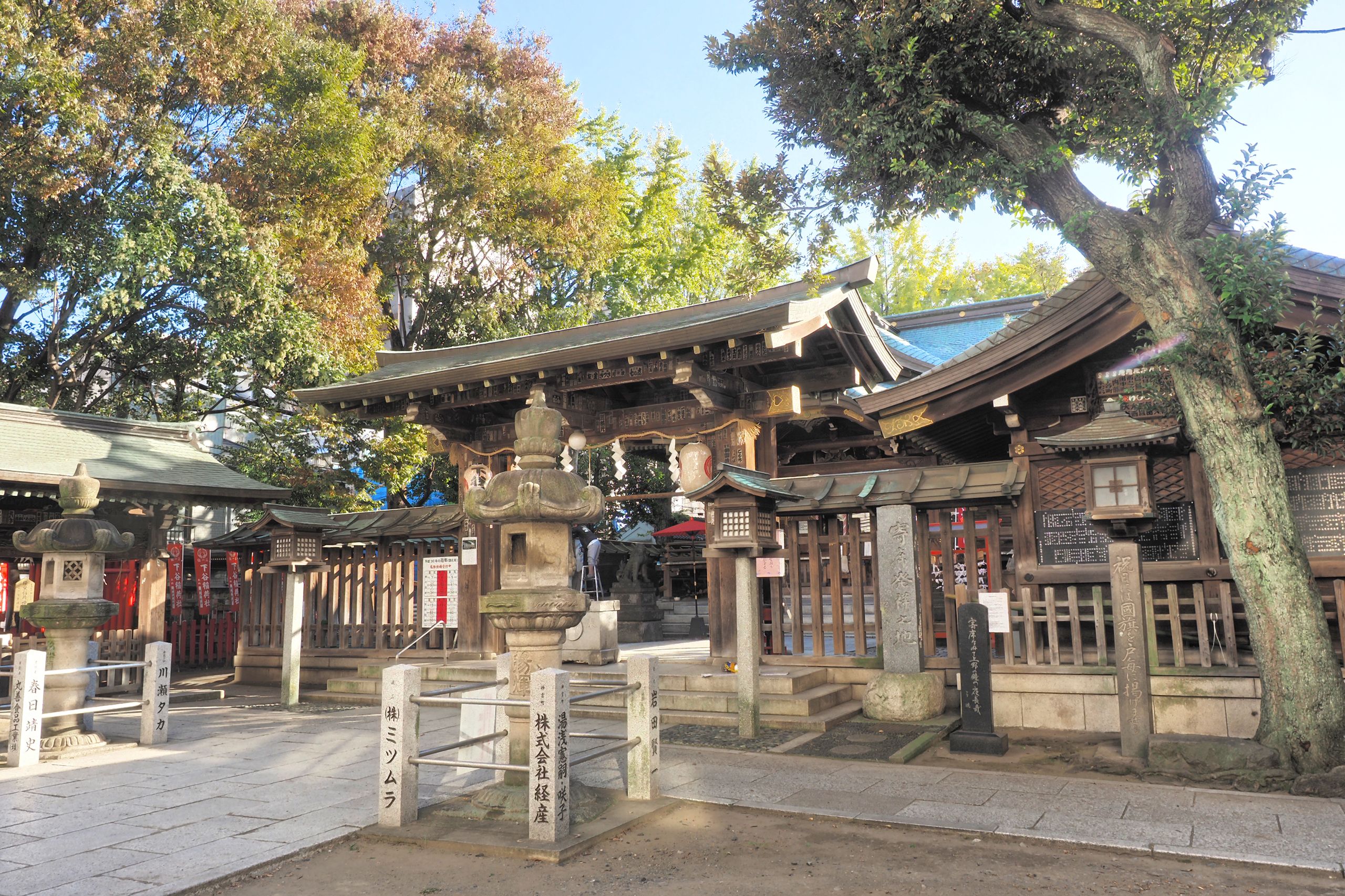 下谷神社 境内